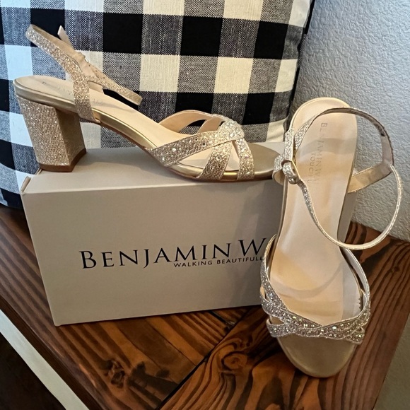Touch Ups bridal shoes by Benjamin Walk - Picture 1 of 6